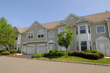 Main picture of 167 Shinnecock Dr