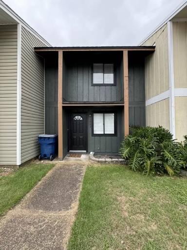 Main picture of 3903 Molina Rd