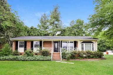 Main picture of 3621 McCuiston Rd