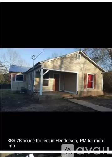 Main picture of 303 S Oak St