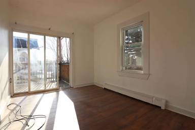 Main picture of 185 Washington St