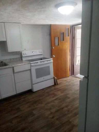 Main picture of 310 E Snyder Ave