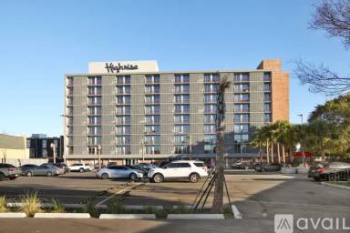 Main picture of Highrise Nola