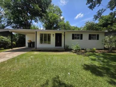 Main picture of 8700 Winston Dr
