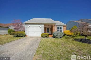 Main picture of 35 Falmouth Dr