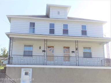 Main picture of 662 Simpson St