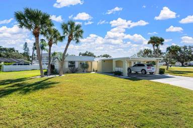 Main picture of 5903 Tidewood Ave