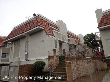 Main picture of 2202 N Broadway