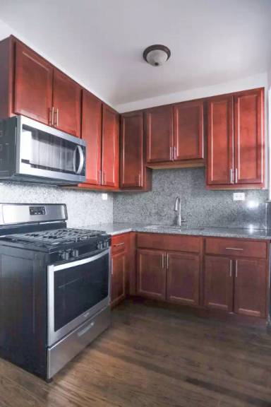 Main picture of 2657 N Spaulding Ave