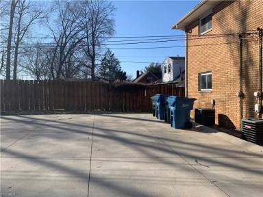 Main picture of 6311 Theota Ave
