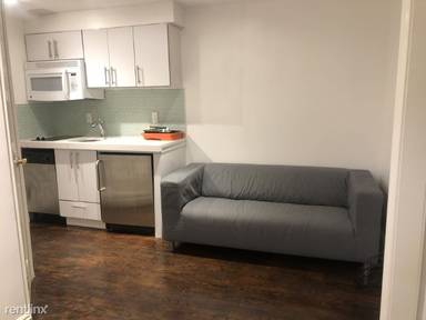 Main picture of 104 Greenwich St