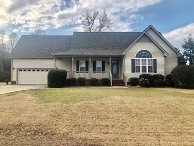 Main picture of 103 Penn Cir