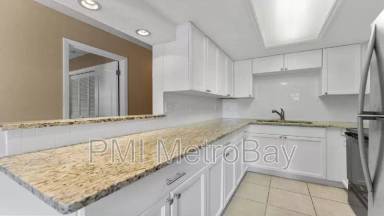 Main picture of 309 W South Ave