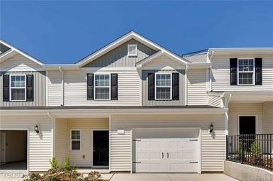 Main picture of 2223 Latimer Ln