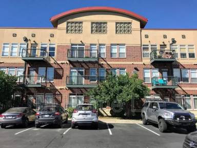 Main picture of 10184 Park Meadows Dr