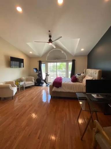 Main picture of 3042 S Glebe Rd