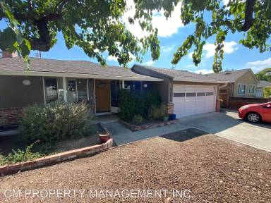 Main picture of 2682 Coit Dr