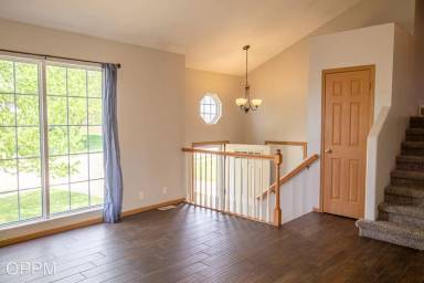 Main picture of 1125 Rawhide Rd