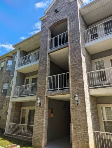 Main picture of 416 N Seven Peaks Blvd
