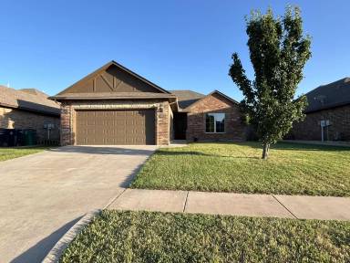 Main picture of 10720 SW 34th Ter