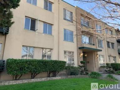 Main picture of 405 S 4th St