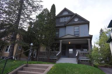 Main picture of 1607 E Superior St