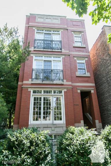 Main picture of 3131 N Seminary Ave
