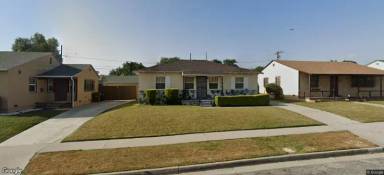 Main picture of 1719 W 110th St