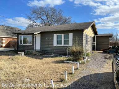 Main picture of 2434 Kemp St