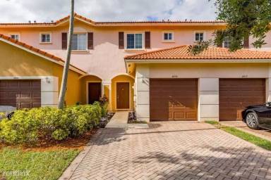 Main picture of 8879 N Isles Cir
