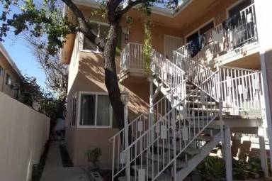 Main picture of 6271 Kester Ave