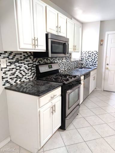 Main picture of 43 Dwight St