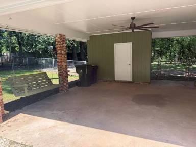 Main picture of 591 E University Dr