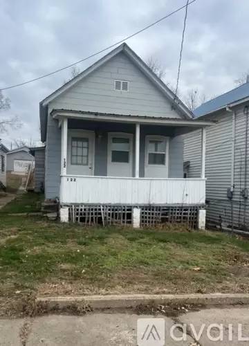 Main picture of 122 S Cherry St