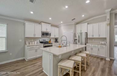 Main picture of 15599 Chir Pine Dr