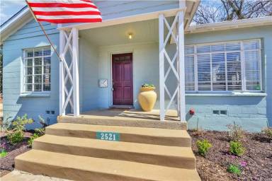 Main picture of 2521 Forest Park Blvd