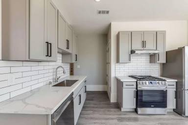 Main picture of 1707 Greenwich St