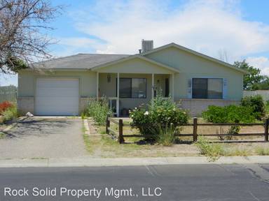 Main picture of 622 Baltic Ave SE