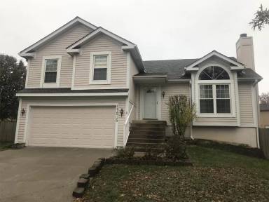 Main picture of 17515 W 111th Ct