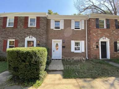 Main picture of 534 Olde Greenwich Cir