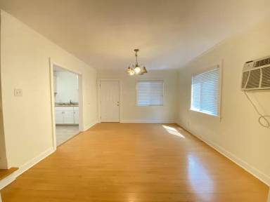 Main picture of 1658 Colorado Blvd