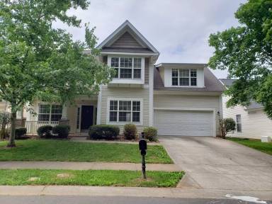 Main picture of 6628 Colonial Garden Dr