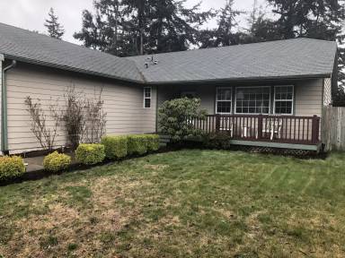 Main picture of 749 SW Regency Dr