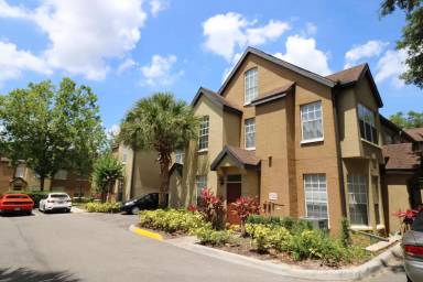 Main picture of 6308-68 Raleigh St