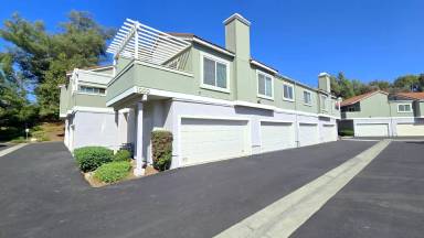 Main picture of 1000 Golden Springs Dr