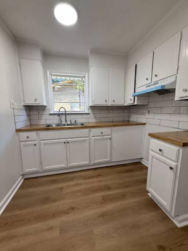 Main picture of 706 Placid Dr