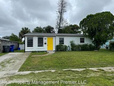 Main picture of 1421 N 68th Ave