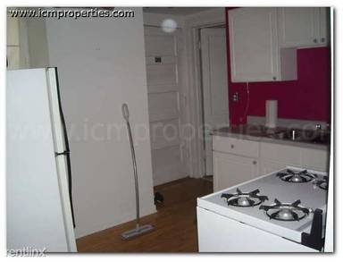 Main picture of 1940 W Winona St & 5102 N Winchester Ave Apartments