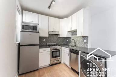 Main picture of 511 W Belmont Ave