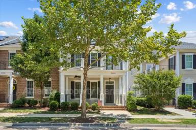 Main picture of 5434 Center St